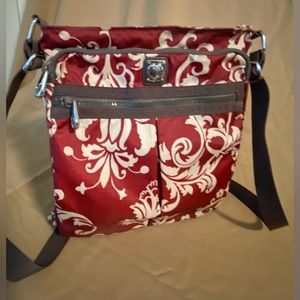 Brighton Travel Messenger